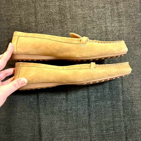 Kate Spade Bernice Suede Driving Moccasins Camel Loafers Size 8.5 EUC - Picture 5 of 7